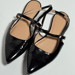Old Navy Pointed Toes Slingback Flats in Black Sized 9 Black Slingback Flats
